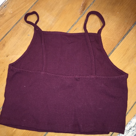 Crop Top - Picture 2 of 3